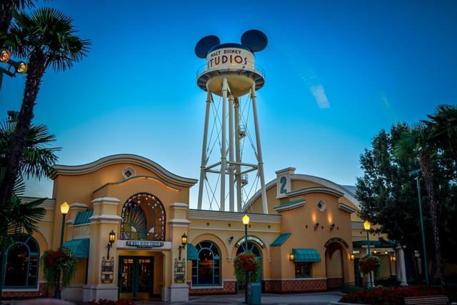 Grand Studio Montevrain - Disneyland Rer A 外观 照片